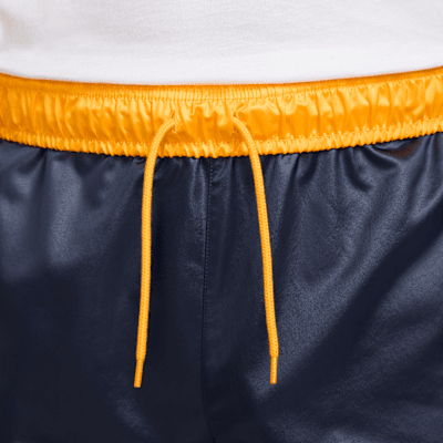 Nike Sportswear Club Men's Flow Football Shorts