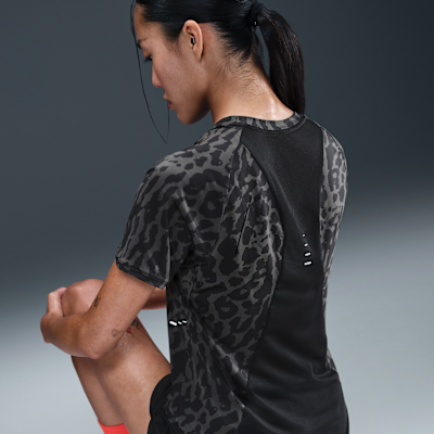 Nike Swift Women's Dri-FIT Short-Sleeve Running Top