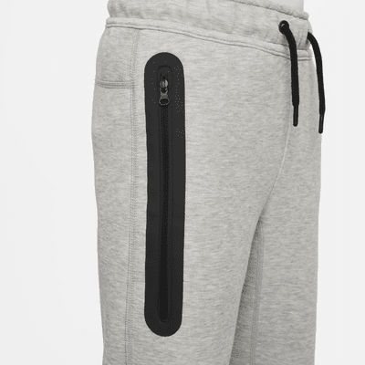 Nike Sportswear Tech Fleece Older Kids' (Boys') Trousers