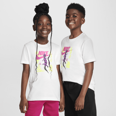 Playera para niños talla grande Nike Sportswear