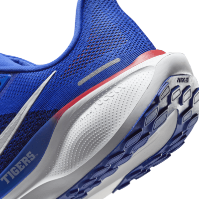 Tenis de correr en pavimento universitarios Nike para hombre Tennessee State Pegasus 41