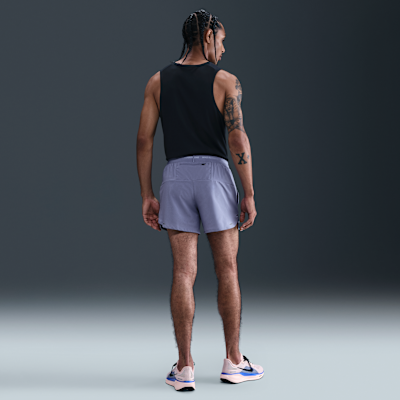 Shorts de correr Dri-FIT de 13 cm con forro de ropa interior perforados para hombre Nike Stride