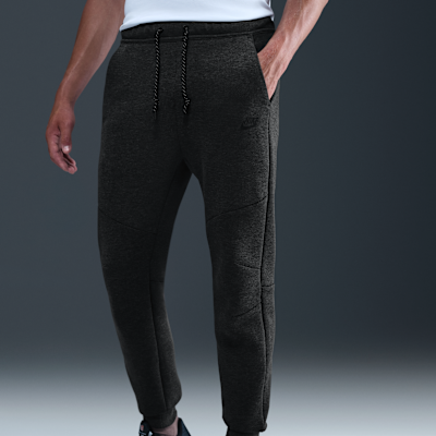 Joggers de tejido Fleece para hombre Nike Tech