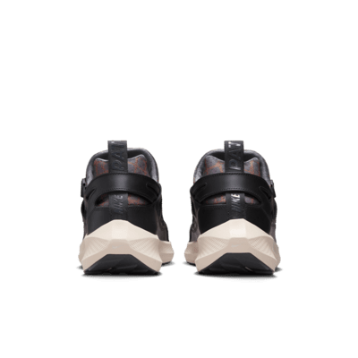 Chaussure Nike Air Huarache 20Y24 x Patta pour homme