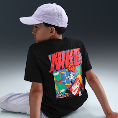 Nike Sportswear Older Kids' T-Shirt