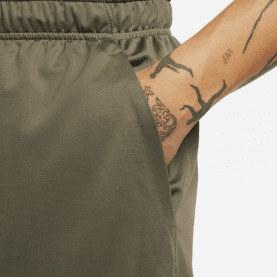 Shorts versátiles sin forro Dri-FIT de 18 cm para hombre Nike Totality