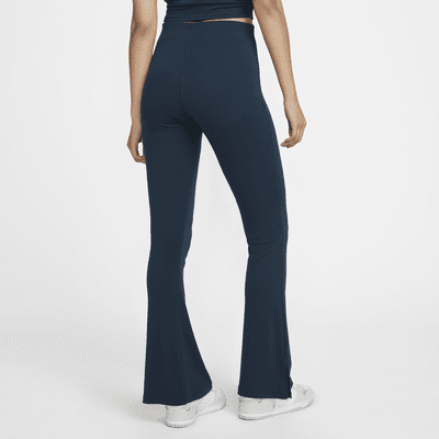 Nike Sportswear Chill Knit Women's Tight Mini-Rib Flared Leggings