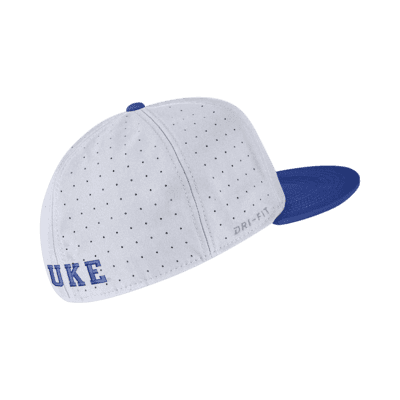 Gorro de béisbol ajustado Nike College Duke