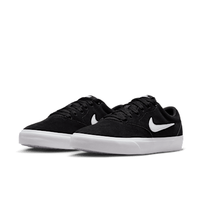 Tenis para mujer Nike Charge Suede
