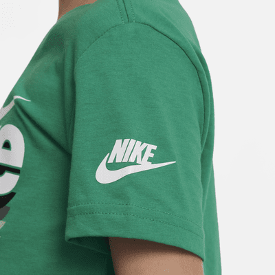 Playera estampada para niño talla pequeña Nike Retro Fader