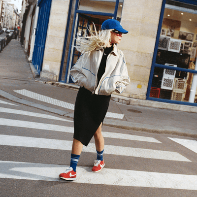 Nike Sportswear Essential aansluitende midi jurk