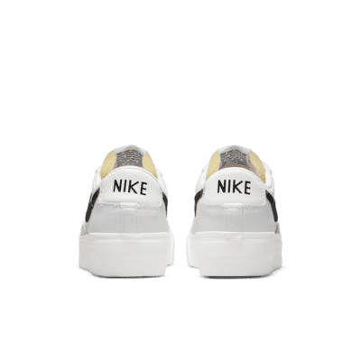 la licenciatura Pensionista tomar el pelo Nike Blazer Low Platform Women's Shoes. Nike.com