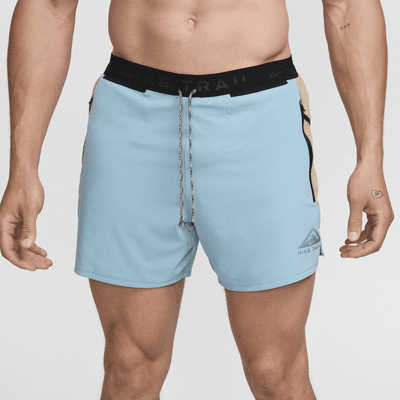 Shorts de correr Dri-FIT de 13 cm con forro de ropa interior para hombre Nike Trail Second Sunrise