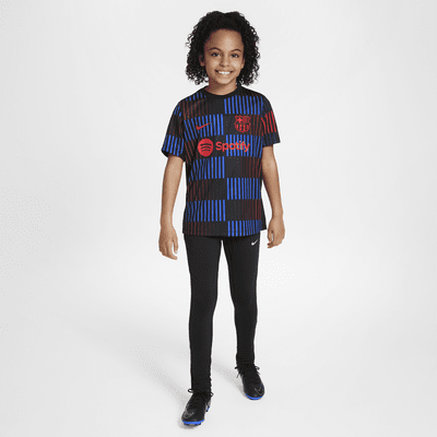 Maglia da calcio pre-partita a manica corta Nike Dri-FIT FC Barcelona Academy Pro per ragazzo/a – Away