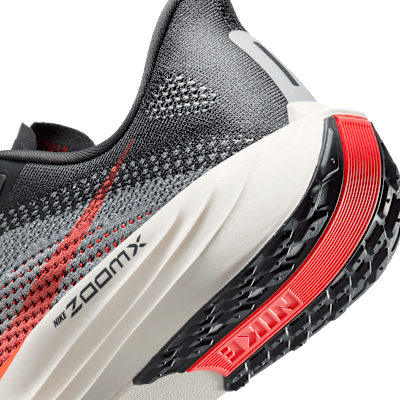 Nike Pegasus Plus Straßenlaufschuh (Herren)