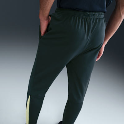 Fotbollsbyxor Nike Academy Winter Warrior Therma-FIT för män