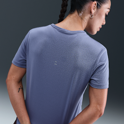 Nike Tempo Swoosh Run Women's Dri-FIT Short-Sleeve Running Top