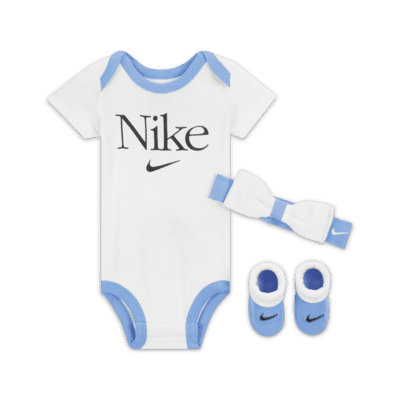 Nike Baby 3-Piece Box Set. Nike PT
