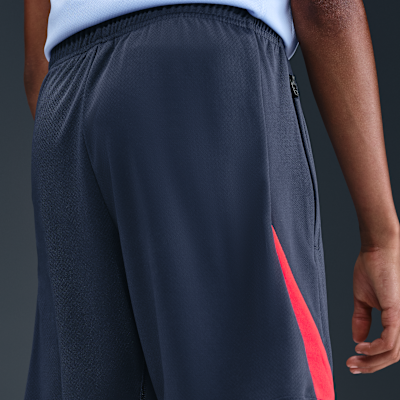 Nike Dri-FIT Strike Older Kids' Football Shorts