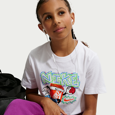Nike Sportswear Older Kids' T-Shirt