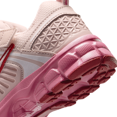 나이키 보메로 5 반사 디자인 액센트 리틀키즈 신발