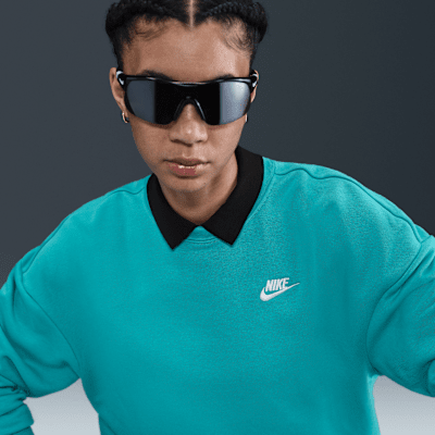 Nike Sportswear Club Fleece Women's Loose Crew-Neck Sweatshirt