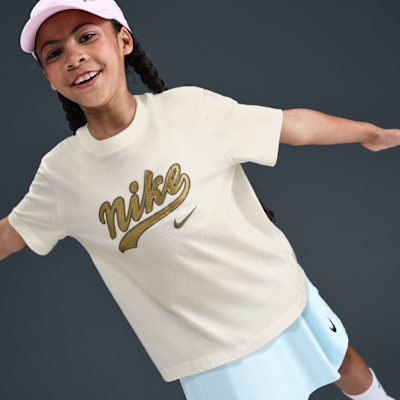 Nike Sportswear Genç Çocuk (Kız) Tişörtü