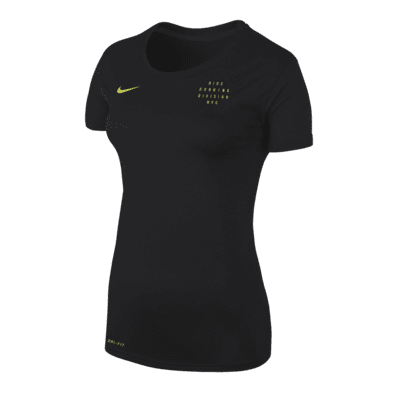 Playera de running Dri-FIT para mujer Nike Legend. Nike.com