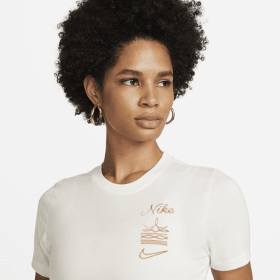 Kritik Afstem forbandelse Nike Sportswear Essential Women's Slim Crop T-Shirt. Nike.com