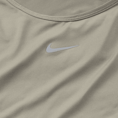 Nike One Classic Dri-FIT gedraaide croptop met korte mouwen voor dames