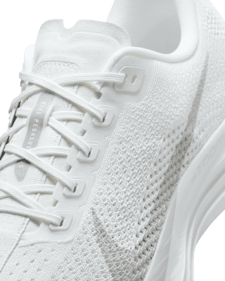 Nike Pegasus Plus