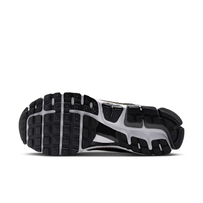 Nike Zoom Vomero 5 Men's Shoes