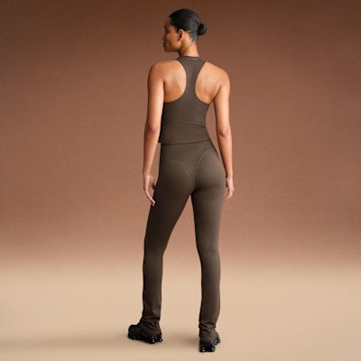 NikeSKIMS Matte Women's High-Waisted V-Panel Straight Leggings