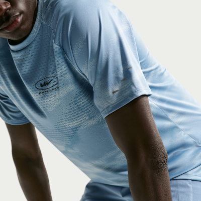 Ανδρική κοντομάνικη μπλούζα Dri-FIT ADV για τρέξιμο Nike Stride