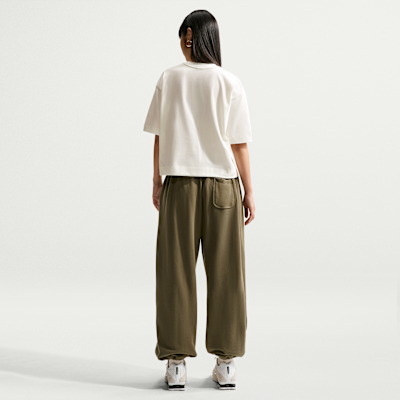 Nike Sportswear Women's Oversized Short-Sleeve T-Shirt