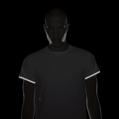 Nike NSRL Short-Sleeve T-Shirt. Nike JP