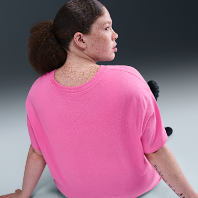 Nike Sportswear Essential Women's T-Shirt (Plus Size)