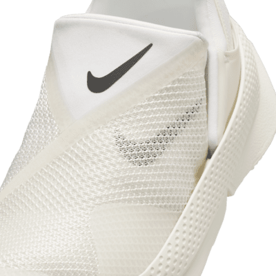 Nike Go FlyEase Easy On/Off Shoes. Nike PT