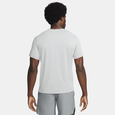 Nike Miler Nike Dri-FIT UV Kurzarm-Laufoberteil für Herren