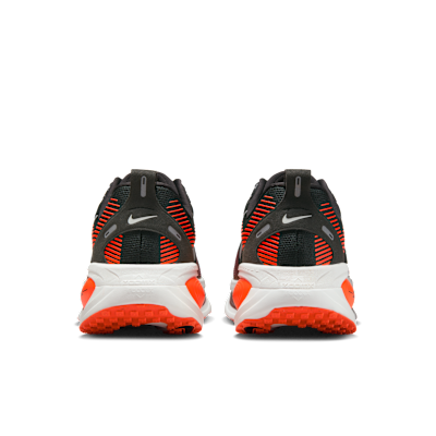Nike Vomero 18 Men's Road Running Shoes (Extra Wide)