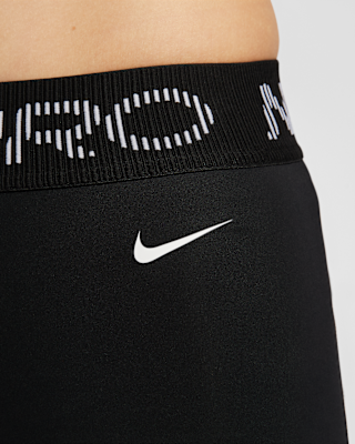 Nike Pro