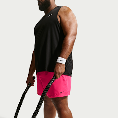 Shorts versátiles Dri-FIT de 13 cm sin forro para hombre Nike Form