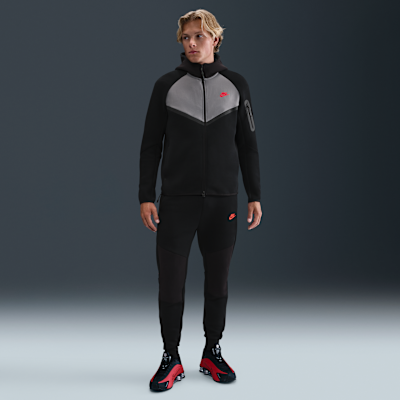 Nike Tech