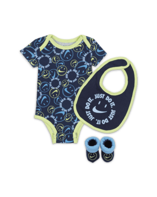 Детские ботинки Nike Baby (3-6M) Bodysuit, Bib and Booties Box Set