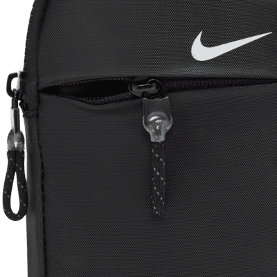 Nike Sportswear Essentials Hip Pack (Small, 1L)