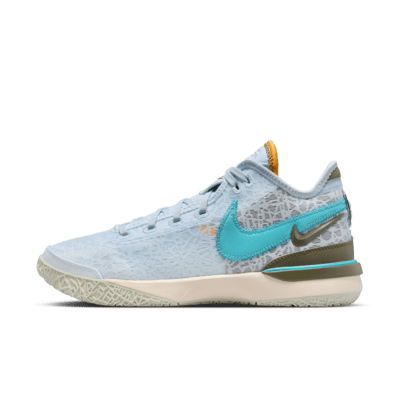 Nike Lebron Shoes | Foot Locker