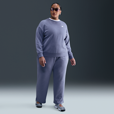 Nike Sportswear Club Fleece Women's Loose Crew-Neck Sweatshirt (Plus Size)