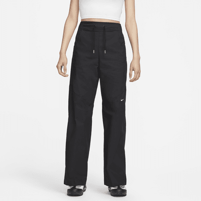 Nike Sportswear Essentials Women's Woven High-Rise Trousers. Nike UK