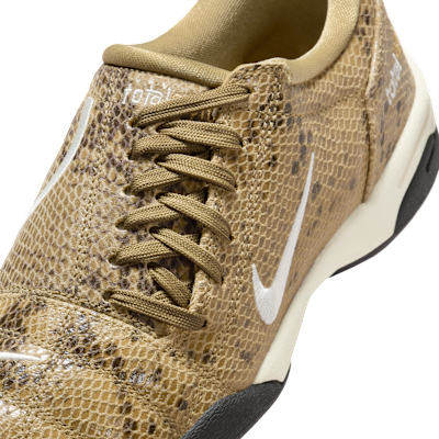 ナイキ トータル 90 SE ウィメンズシューズ