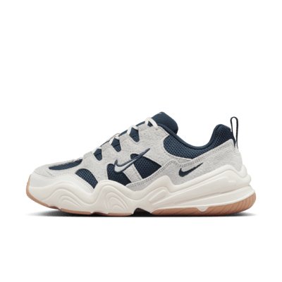 Scarpa Nike Tech Hera – Donna